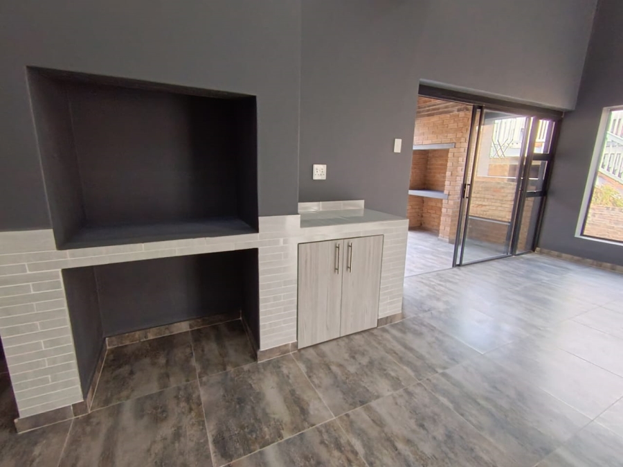 3 Bedroom Property for Sale in Island View Western Cape